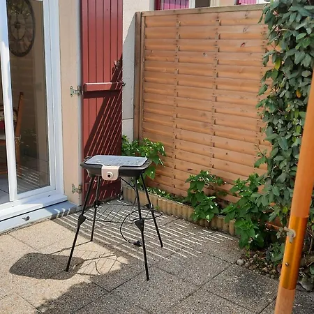 Maison Confort Dans Calme Et Fermee بيت للعطل *